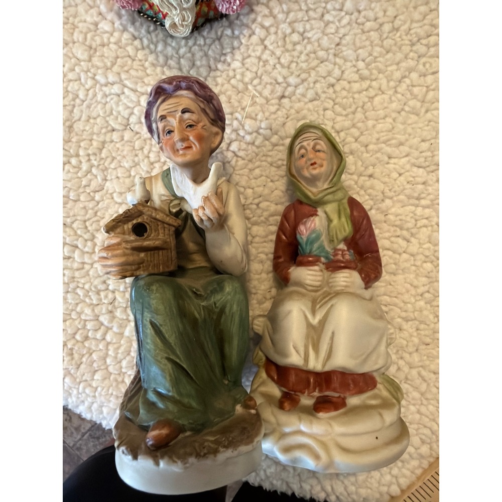 Vintage Ardco Dallas Porcelain Figurines Elderly people Birdhouse Flowers C-1907